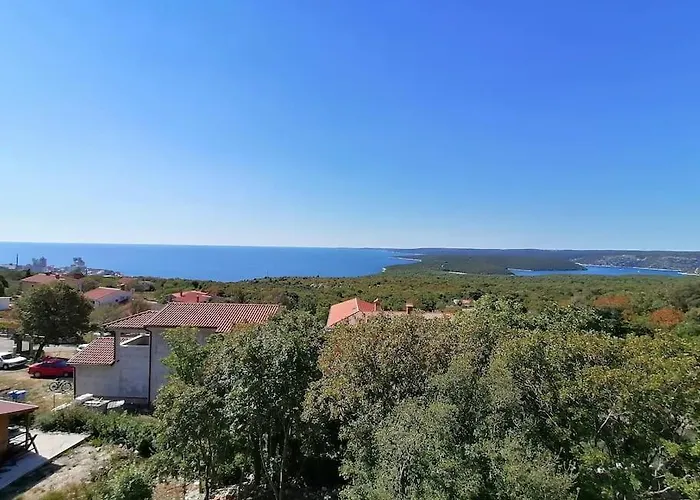 Apartment Rapunzel Brovinje